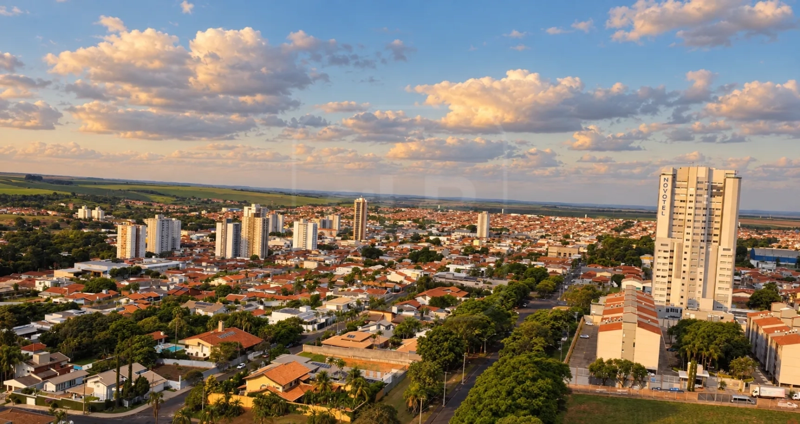 Ideathon reúne participantes para criar soluções para a cidade