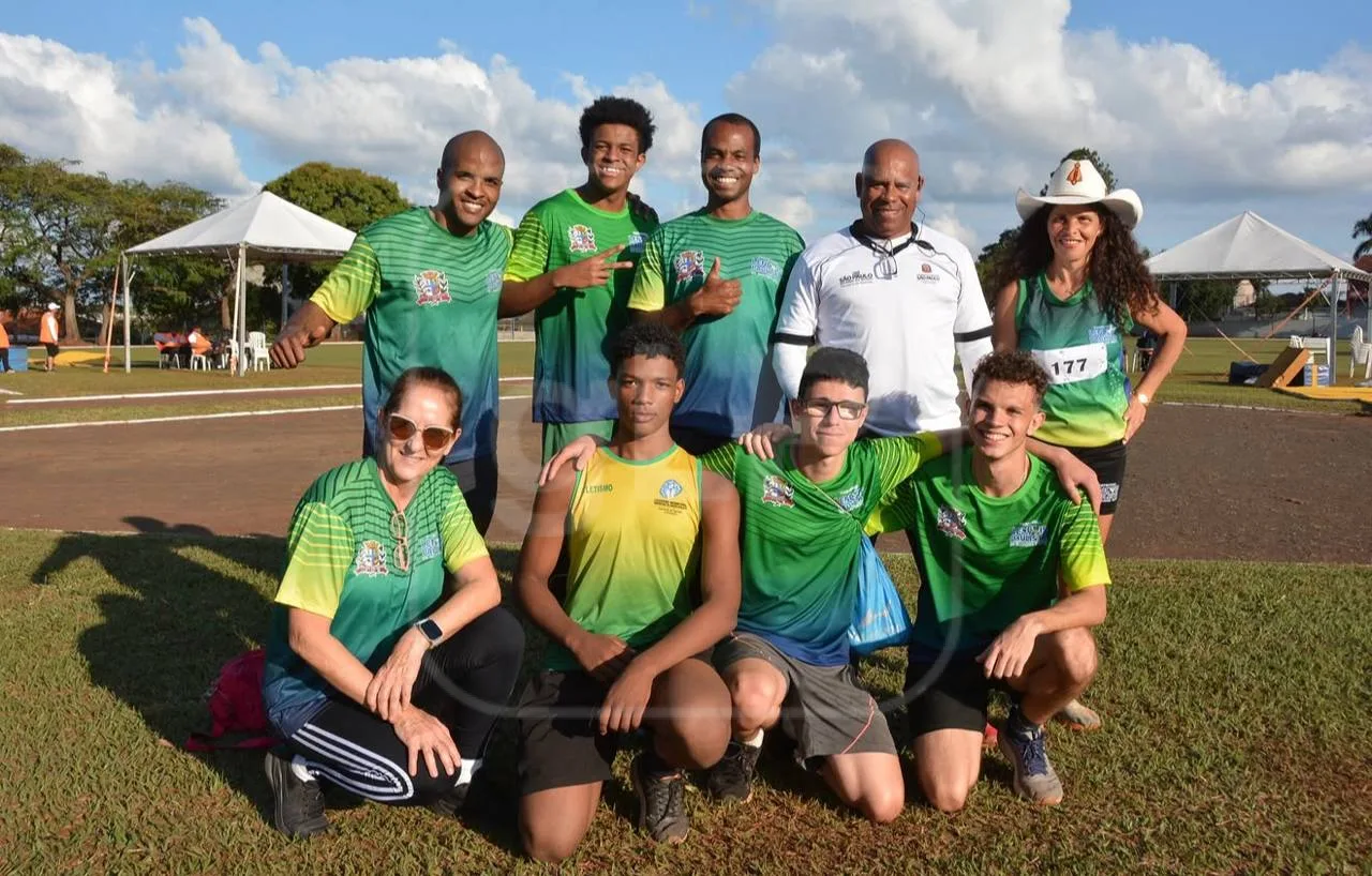 Atletismo de Lençóis encerra com seis medalhas e ouro no lançamento do dardo