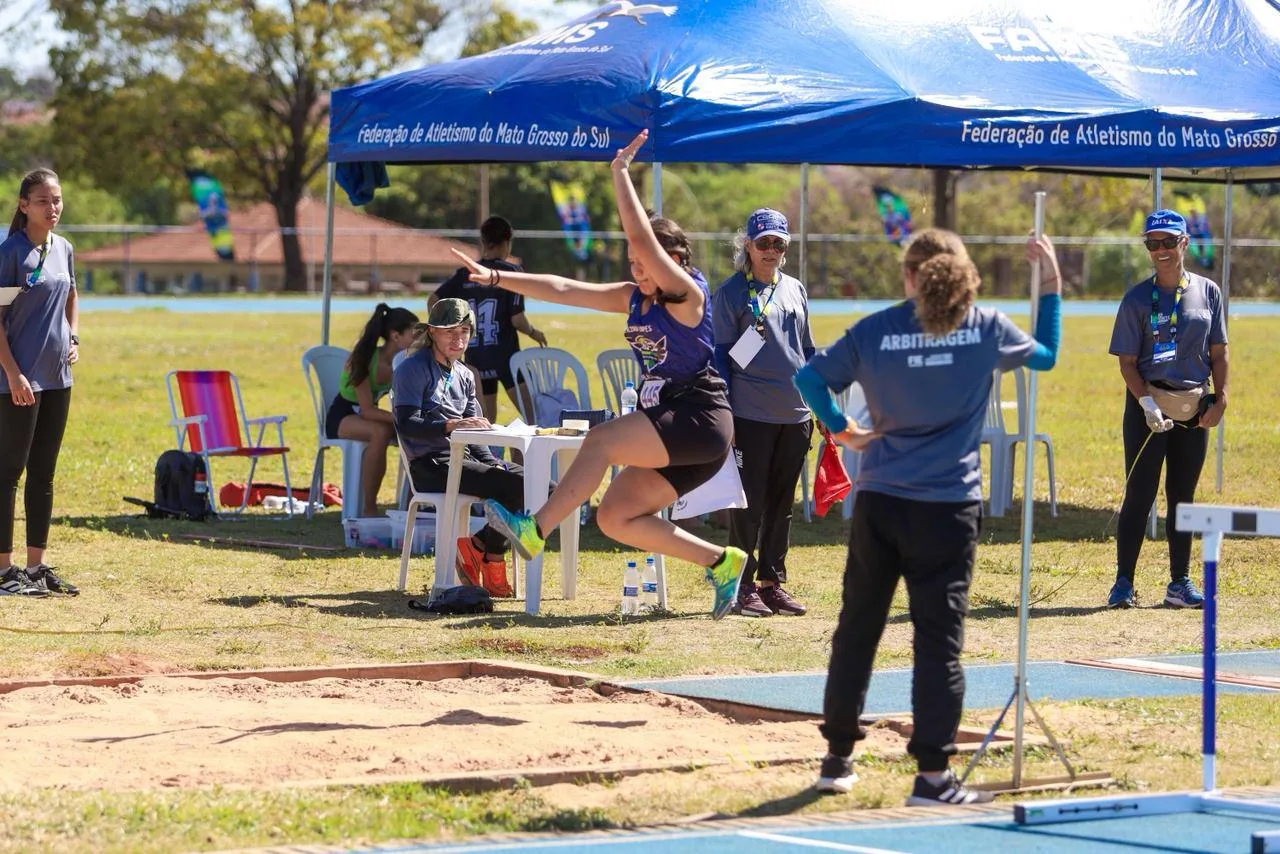 Atletismo de Lençóis conquista duas pratas e um bronze no 1º dia dos Regionais