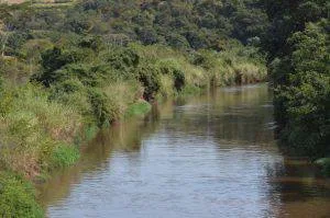 Cidade entra em estado de atenção por elevação do Rio Lençóis