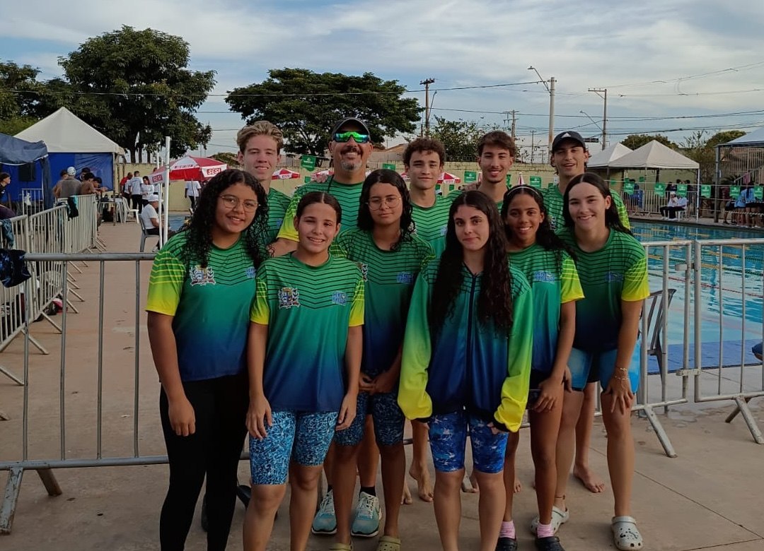 Natação de Lençóis brilha na fase final dos Jogos da Juventude