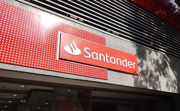 Santander paga 4,3 milhões para atender 3,5 mil servidores e aposentados da Prefeitura de Lençóis
